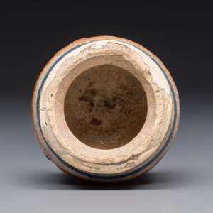 A small polychrome maiolica albarello-type ointment jar, Antwerp or Northern Netherlands, 16th C. — 照片 6