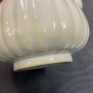 A southern-Chinese white-glazed kendi, 17/18th C. — photo 14