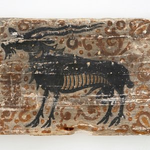 A Spanish socarrat or roof tile with a buck, Paterna, 14/15th C. — 照片 1