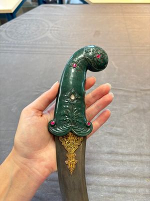 A spinach jade-hilted khandjar dagger, India, 19/20th C. — photo 6
