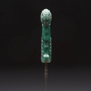 A spinach jade-hilted khandjar dagger, India, 19/20th C. — photo 9