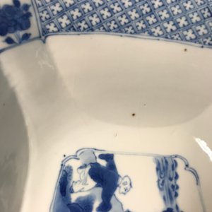 A square Chinese blue and white bowl, Chenghua mark, Kangxi — 照片 18