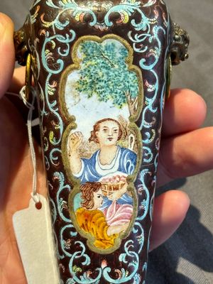 A square Chinese Canton enamel 'European subject' vase, Qianlong mark and probably of the period — photo 12