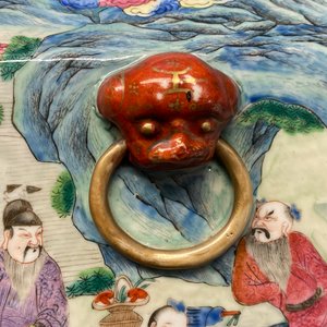 A square Chinese famille rose 'immortals' vase, 19th C. — 照片 12
