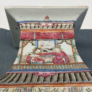 A square Chinese famille rose vase, 19th C. — 照片 11