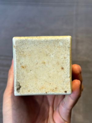 A square Chinese famille rose 'Xi Xiang Ji' vase, Yongzheng — foto 18