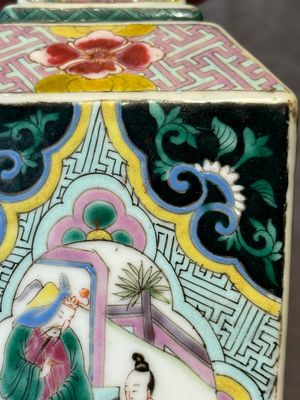 A square Chinese famille rose 'Xi Xiang Ji' vase, Yongzheng — foto 10