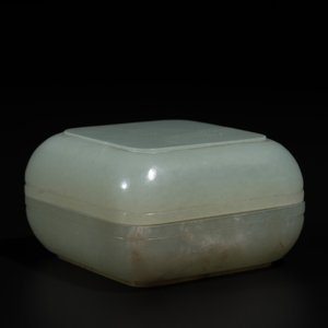 A square Chinese jade box and cover, 18/19th C. — photo 2