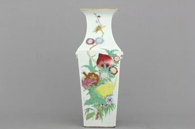 A square Chinese porcelain vase with floral decoration, 19th C.