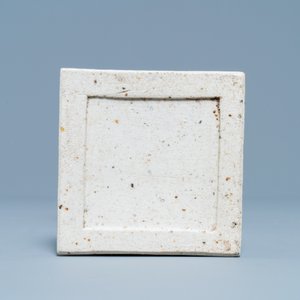 A square Chinese qianjiang cai 'antiquities' candlestick, 19th C. — 照片 5