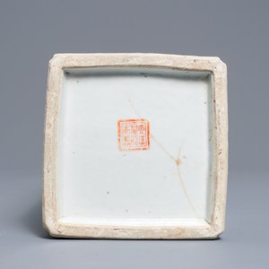 A square Chinese qianjiang cai hat stand, signed Xu Pinheng, 19th C. — 照片 5