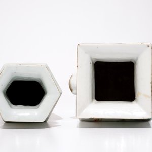 A square Chinese qianjiang cai vase and a hexagonal famille rose vase, 19/20th C. — photo 5
