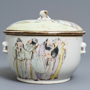 A square Chinese qianjiang cai vase and a tureen and cover, 19/20th C. — photo 8