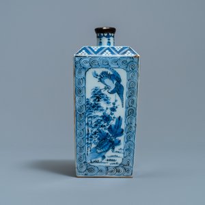 A square Japanese blue and white Arita flask, Edo, 17/18th C. — 照片 3