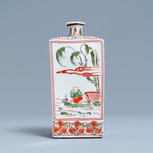 A square Japanese Ko-Imari sake flask, Edo, 18th C. — photo 4