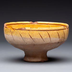 A study collection of six pieces of pottery and fritware, Persia and Central Asia, 12th C. and later. — photo 9