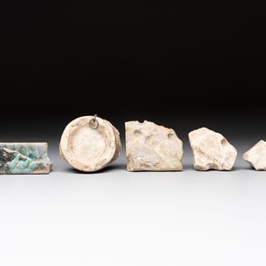 A study collection of ten Islamic pottery fragments, 12th C. and later — 照片 5