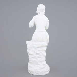 A tall biscuit figure of a country girl, signed G. Lévy, 19/20th C. — photo 3