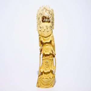 A tall Chinese carved and inlaid ivory figure of Guanyin, 19th C. — 照片 3