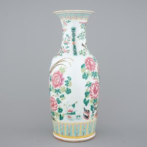 A tall Chinese famille rose vase with birds, 19th C. — photo 4