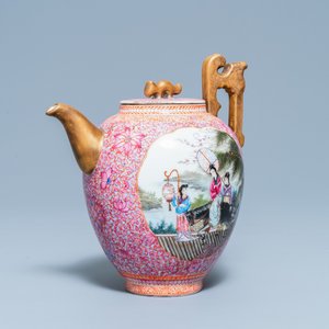 A tall Chinese famille rose wine ewer and cover, Qianlong mark, Republic — photo 1
