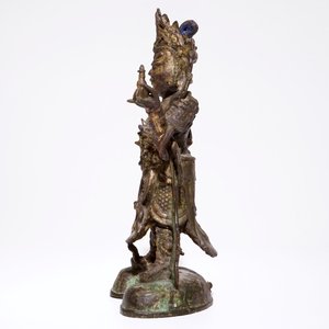 A tall Chinese gilt bronze figure with traces of polychromy, Ming — photo 5
