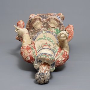 A tall Chinese painted and carved wood figure of Guanyin, 18/19th C. — photo 7