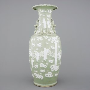 A tall Chinese porcelain white slip on celadon ground vase, 19/20th C. — photo 3