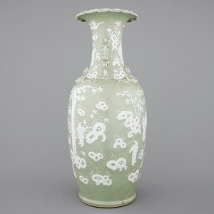 A tall Chinese porcelain white slip on celadon ground vase, 19/20th C. — photo 4