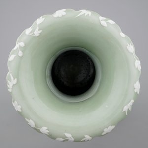 A tall Chinese porcelain white slip on celadon ground vase, 19/20th C. — photo 5