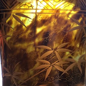 A tall Japanese gold-lacquered tortoise shell brush pot on tripod stand, Meiji, ca. 1880 — 照片 7