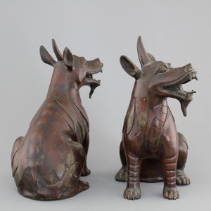 A tall pair of Chinese bronze “Luduan” figures, 18/19th C. — 照片 3