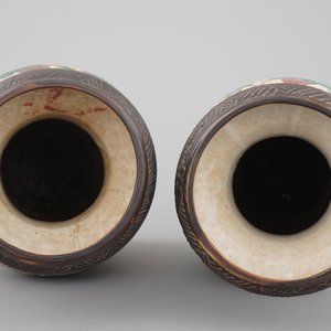 A tall pair of Chinese famille verte crackle glaze vases, Nanking, 19th C. — photo 6