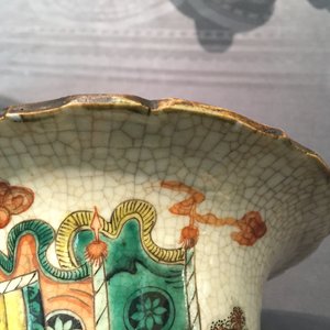A tall pair of Chinese famille verte crackle glaze vases, Nanking, 19th C. — photo 8