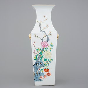 A tall square Chinese famille rose vase, 19th C. — photo 4