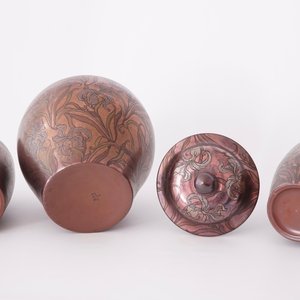 A tall three-piece Art Nouveau luster-glazed vase garniture, Boch Frères Kéramis — 照片 6