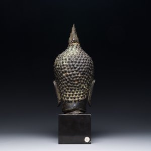 A Thai bronze Buddha Shakyamuni head, Northern Sukhotai-style, 17/18th C. — photo 4