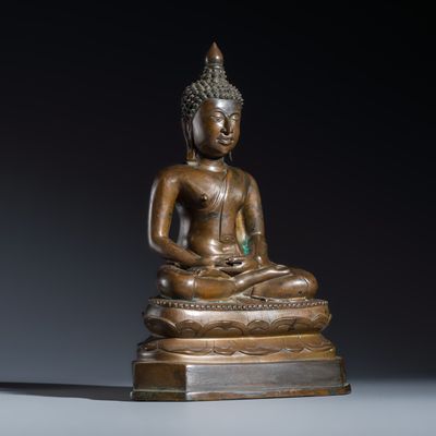 A Thai bronze figure of a seated Buddha Shakyamuni, 19th C.