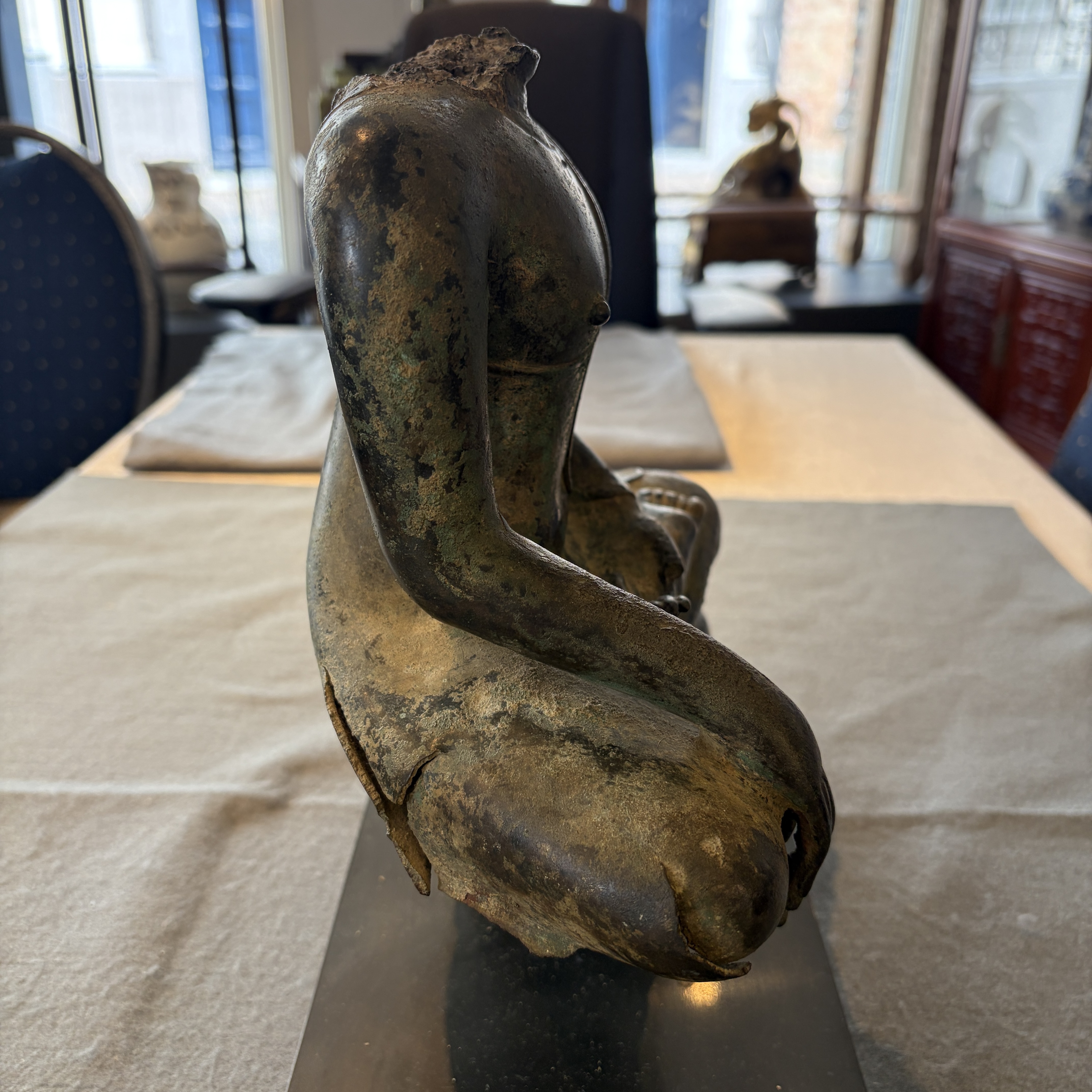 A Thai bronze seated Buddha torso on a later stand — photo 20