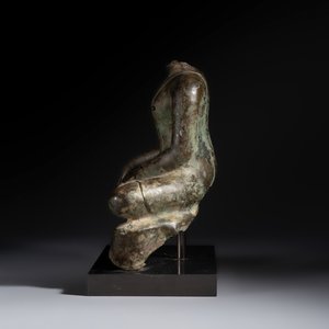A Thai bronze seated Buddha torso on a later stand — photo 2