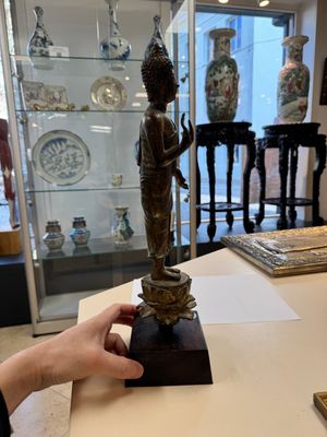 A Thai gilt bronze Buddha Shakyamuni in Lan Na-style, probably 16th C. — 照片 4