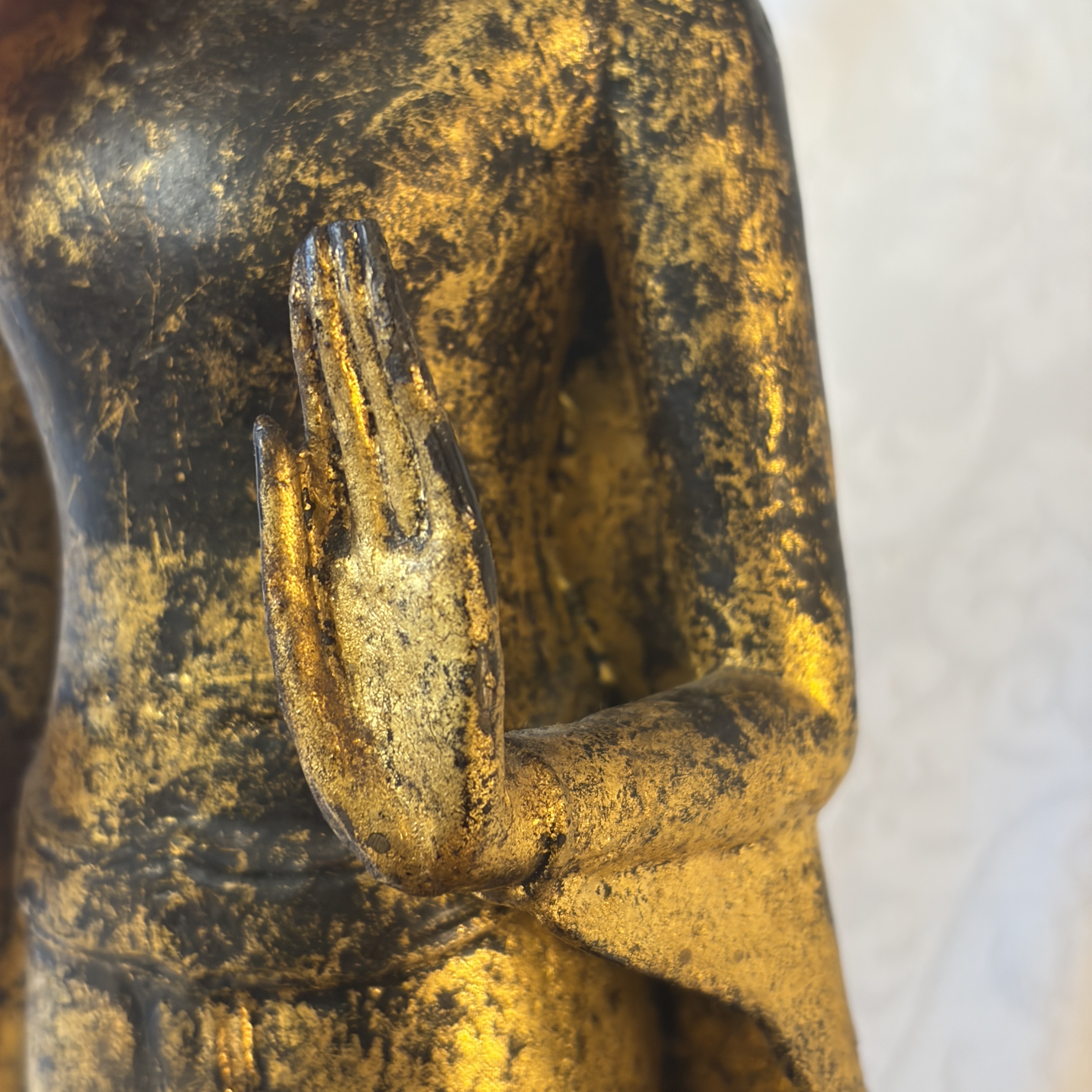 A Thai gilt-lacquered bronze Buddha — photo 12