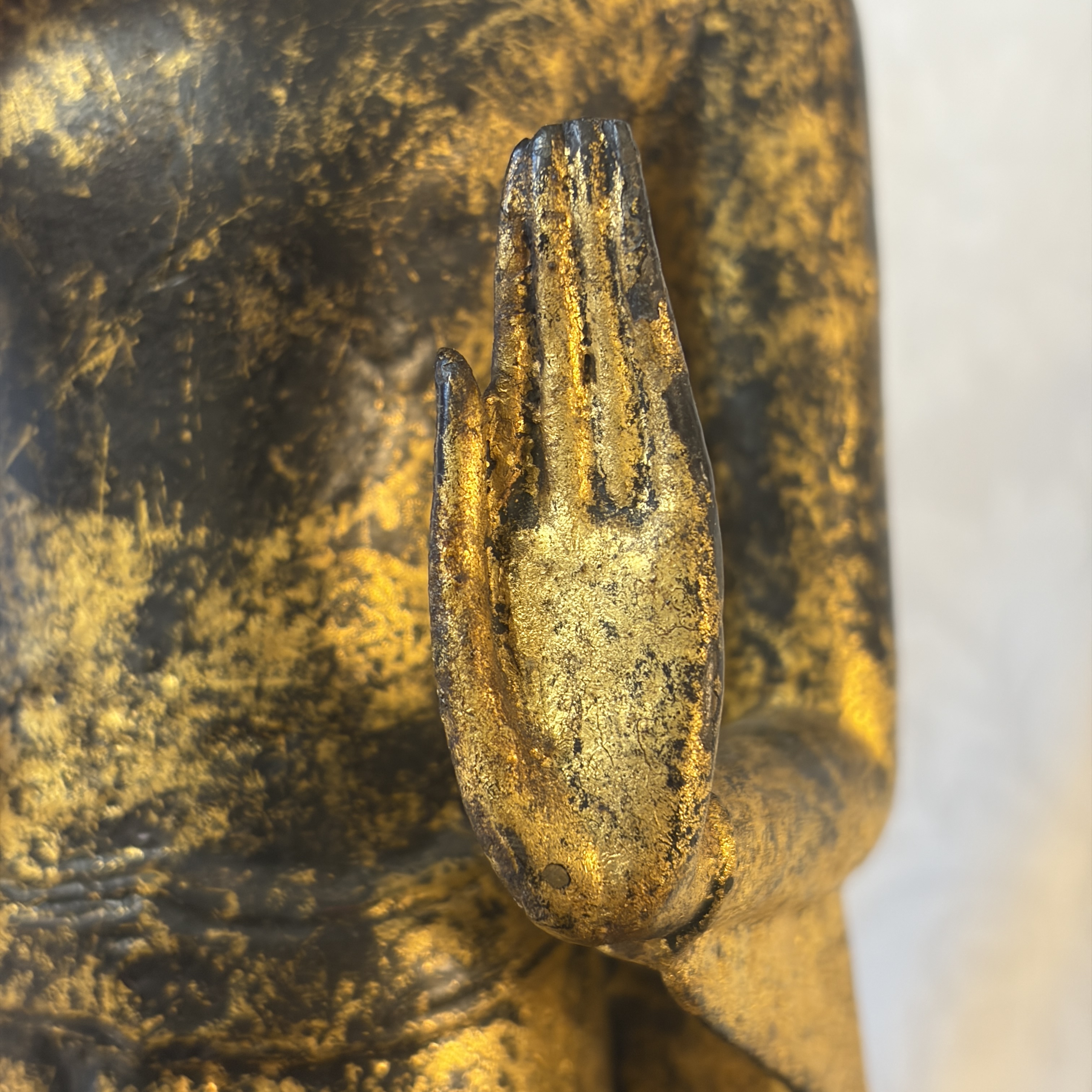 A Thai gilt-lacquered bronze Buddha — photo 13