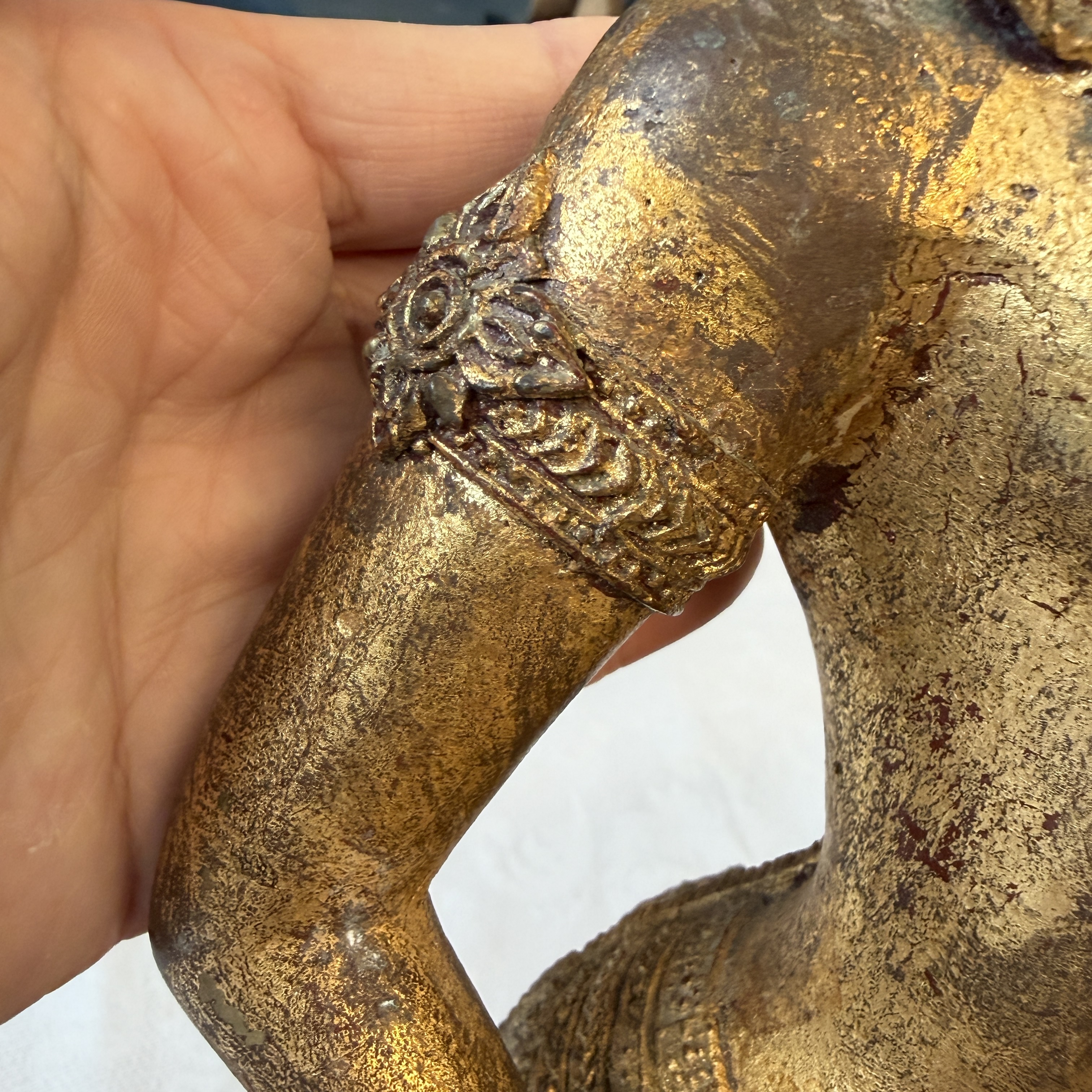 A Thai gilt-lacquered bronze model of Saraswati — 照片 9