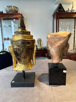 A Thai red sandstone head of Buddha and a lacquered and gilt stone head of Buddha, possibly Ayutthaya period, 15th C. — 照片 3