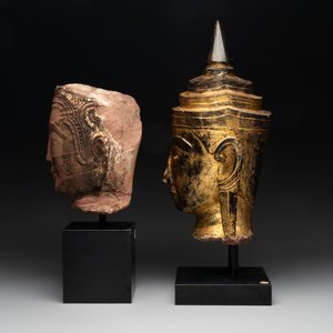 A Thai red sandstone head of Buddha and a lacquered and gilt stone head of Buddha, possibly Ayutthaya period, 15th C. — 照片 2