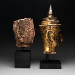 A Thai red sandstone head of Buddha and a lacquered and gilt stone head of Buddha, possibly Ayutthaya period, 15th C. — 照片 4