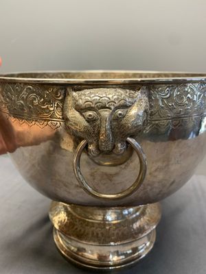 A Thai silver punch bowl with tiger-form handles, เฉิน เว่ย ไท่ 陳偉泰 mark, Bangkok, 19th C. — photo 8