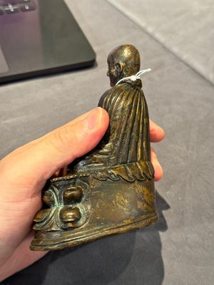 A Tibetan bronze Padmasambhava, 14th C. — photo 10