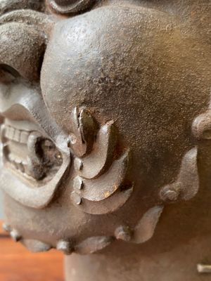 A Tibetan cast iron 'Mahakala' mask, 16/17th C. — photo 8